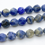 Содалит крупной огранки бусины, размер около 9,2-9,5 мм, цена за 10 шт (1/4 нити)