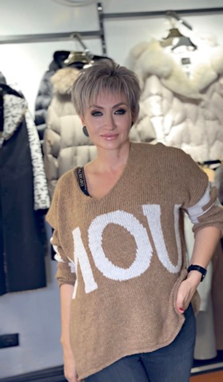 Свитер MOU — мягкость, oversize