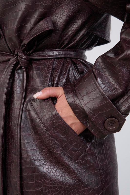 Тренч из экокожи под рептилию, коричневый