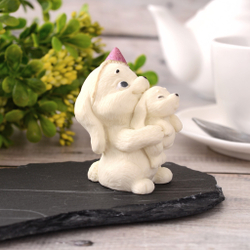 Фигурка на торт "Зайки"