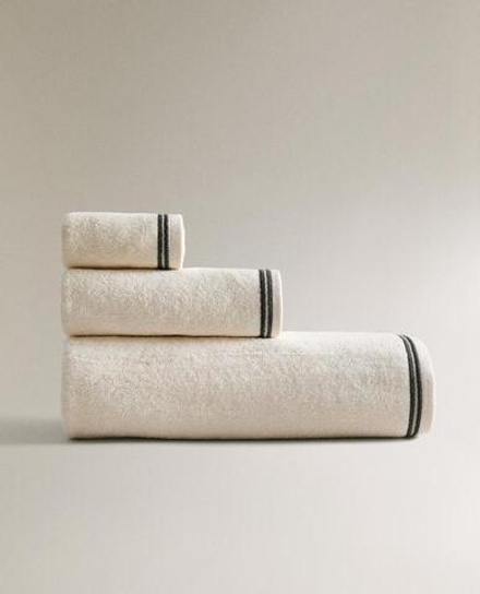 ZARA HOME ПОЛОТЕНЦЕ ИЗ ХЛОПКА С ДВОЙНОЙ ВОЛНИСТОЙ КРОМКОЙ, ЦВЕТ СЛОНОВОЙ КОСТИ