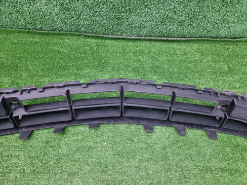 Решетка перед. бампера Mercedes GLB X247 19-23 AMG