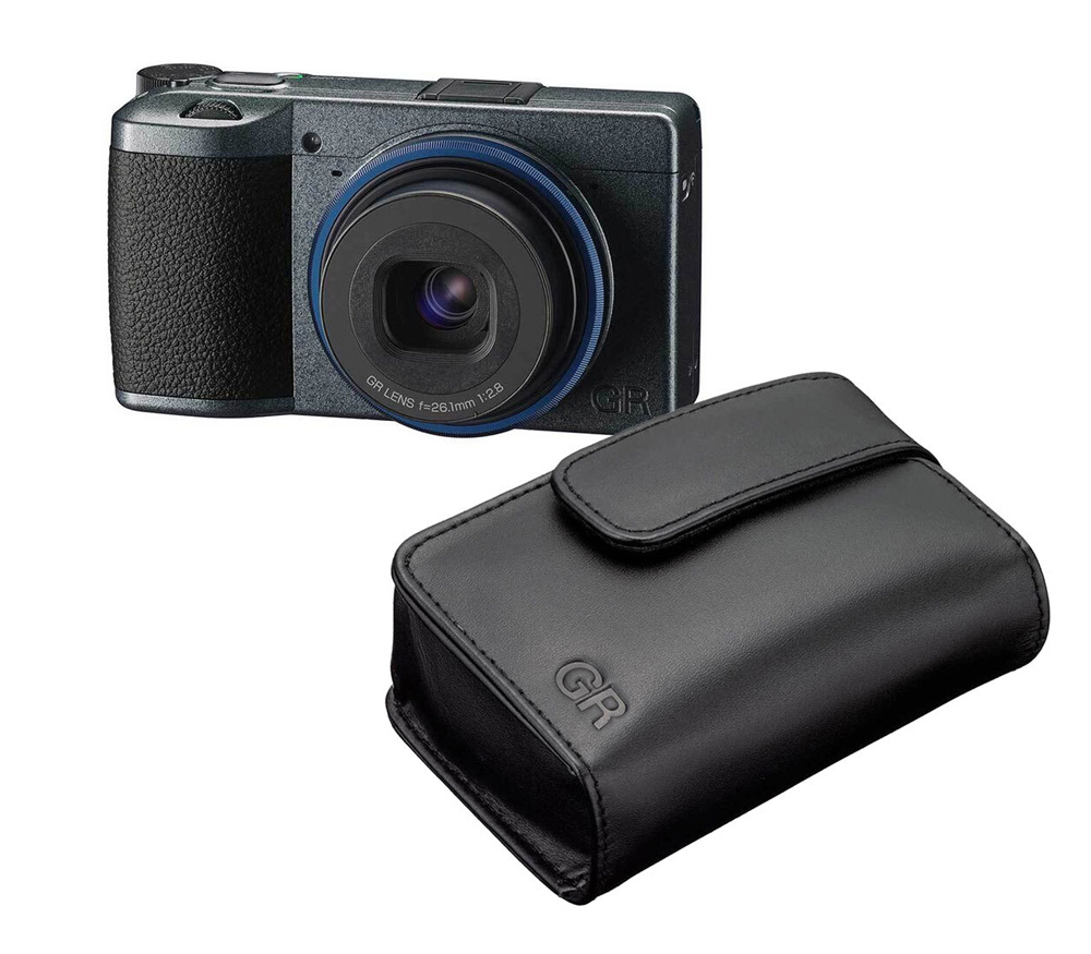 Компактный фотоаппарат Ricoh GR IIIx Urban Edition в комплекте с чехлом GC11 (EU)