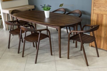 Обеденный овальный стол из массива Armonia