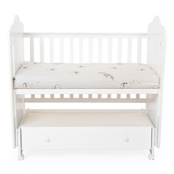 Детская кроватка Vikalex Мишкина Компания маятник, колесо белый