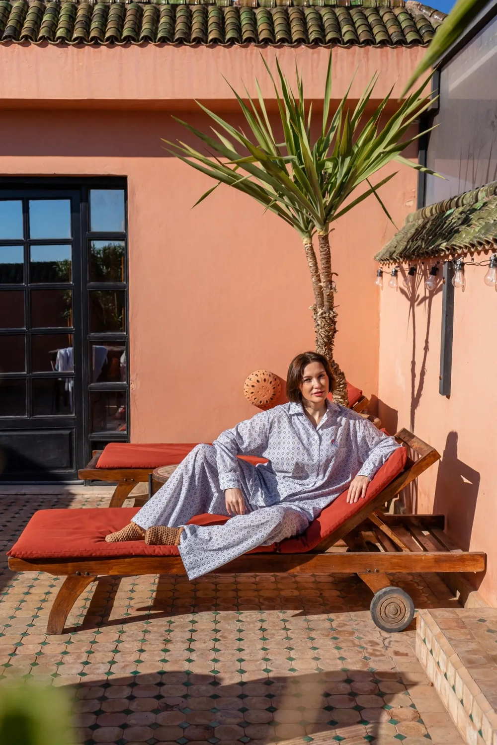 Костюм: брюки и рубашка REDKOE