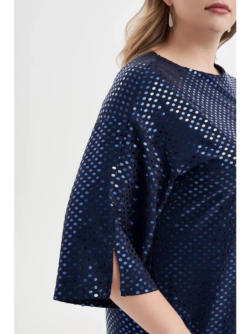 Платье короткое с пайетками