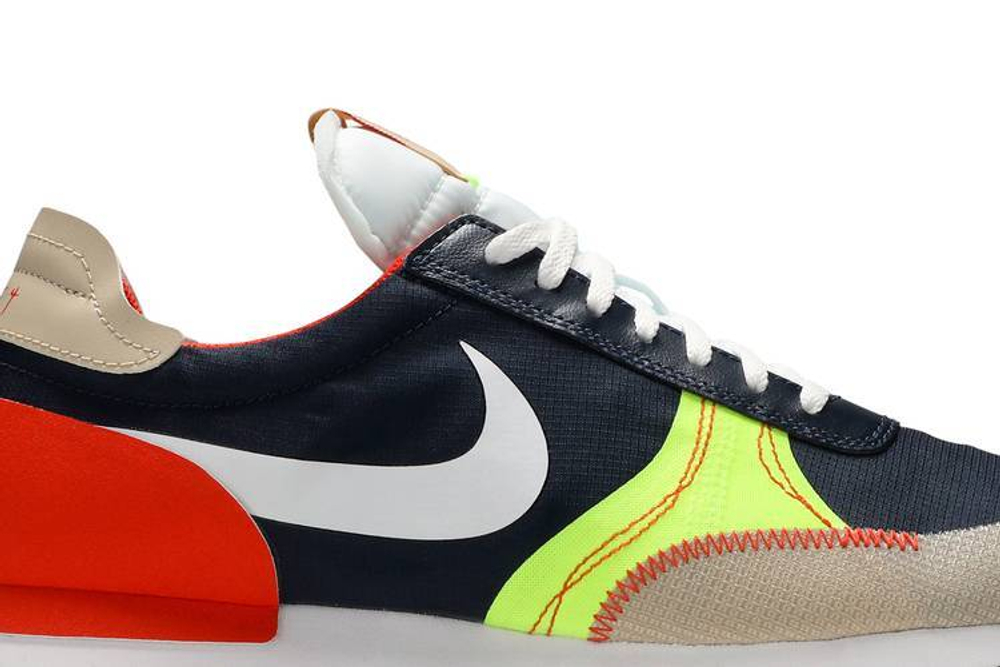 Кроссовки Nike Daybreak Type Se