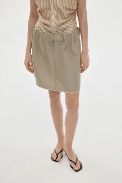 Юбка “Unfold” (проявление) из итальянской шерсти с шелком