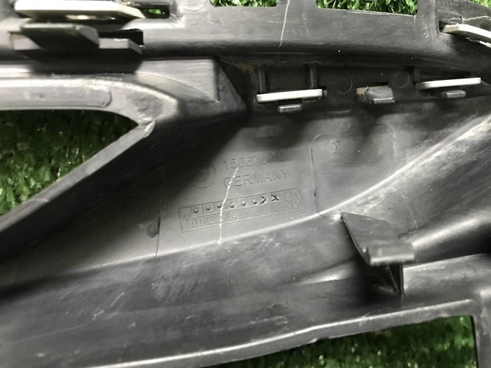 Накладка ПТФ левая BMW 5er G30 (2017-2020)