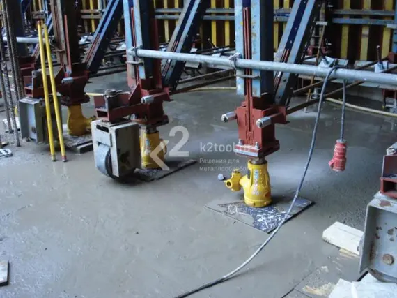 Домкрат механический Holmatro JJ 3513