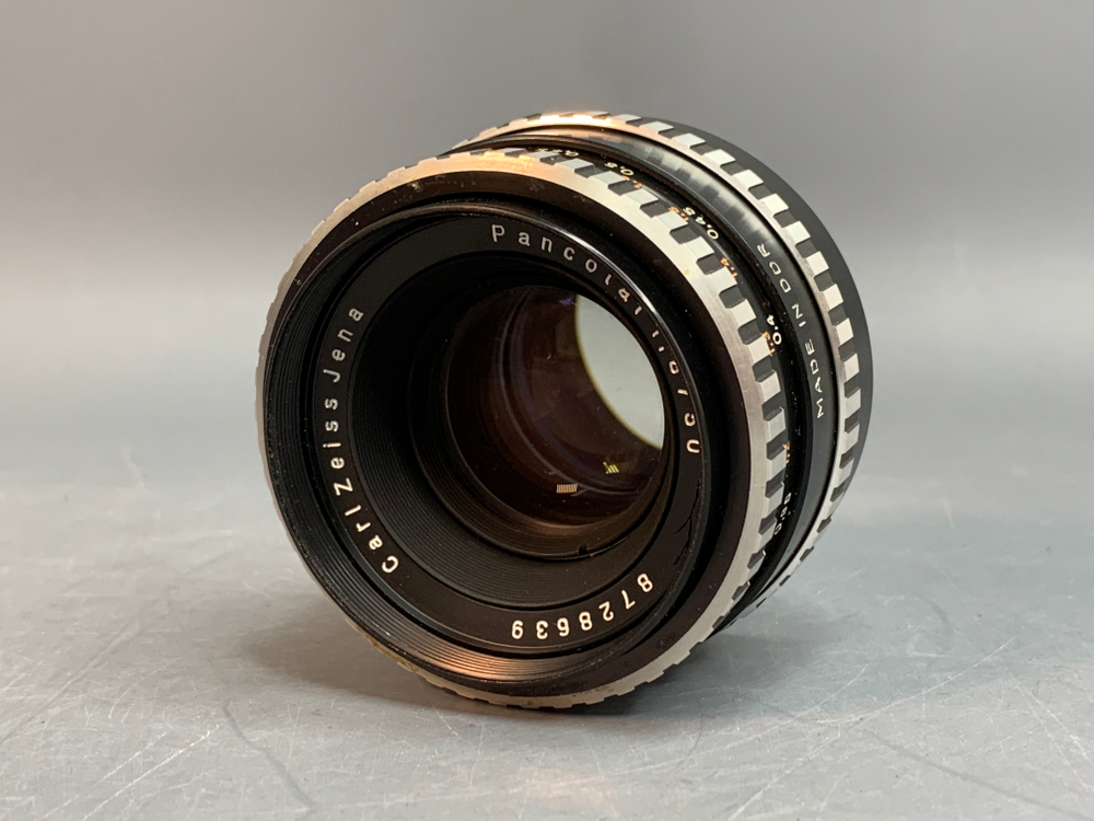 Praktica L + Pancolar 1.8/50mm