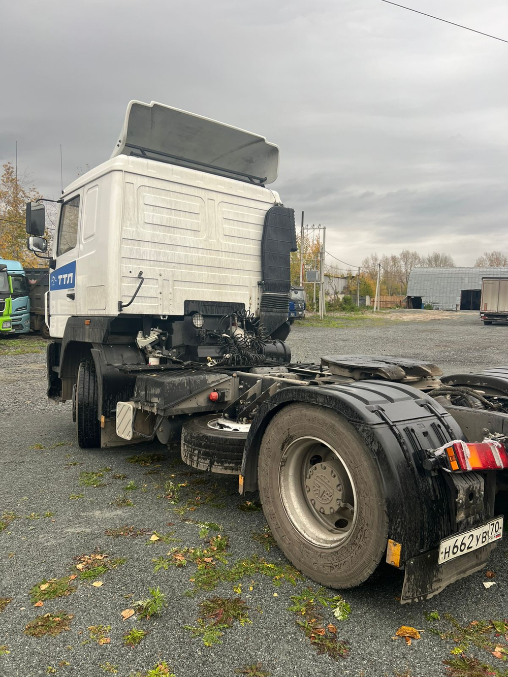 МАЗ 5440 4x2 Седельный тягач 5440С5-8580-031 (Дизельный, 6,7 л, 328 л.с., МТ)