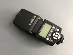 YongNuo YN-500EX Speedlite