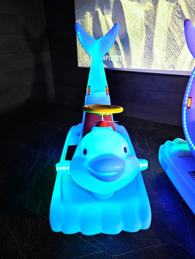 Прокатный аттракцион «Световой дельфин» Электромобиль (съемный хвост)
