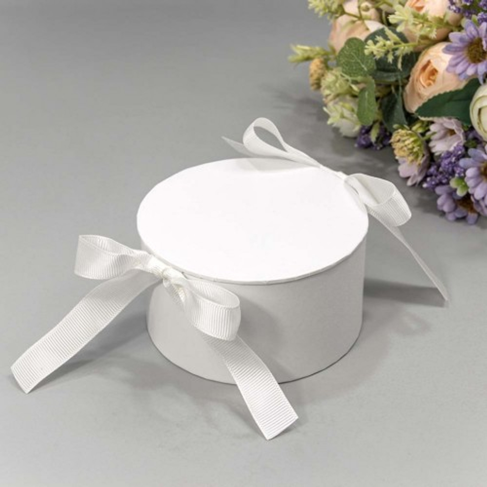 Коробка 11х6 см с лентами (Белый)