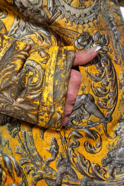 Куртка "Доспехи Золото", по мотивам изображений с парадных доспехов короля Франции Генриха II