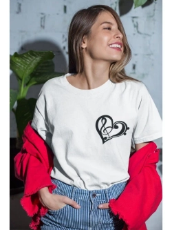 Футболка с сердцем