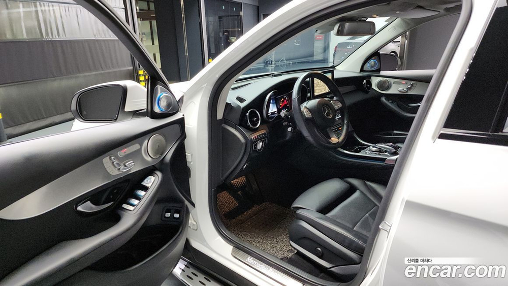 Mercedes-Benz GLC-Class X253 GLC350e 4MATIC Premium (08.2019)