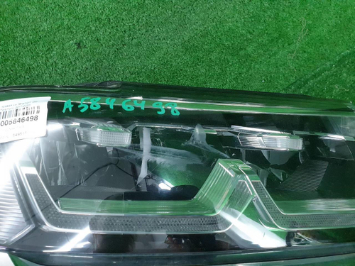 Фара правая VW Teramont (2017-2022) LED