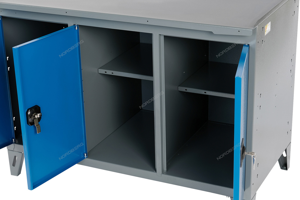 NORDBERG (NW303) Верстак слесарный 3-х тумбовый, 3 створки