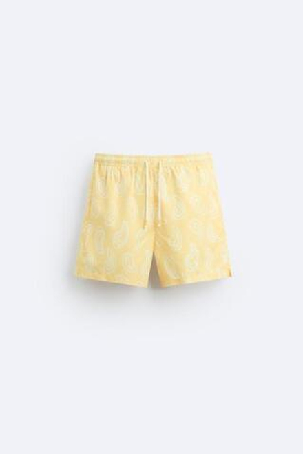 ZARA ПЛАВКИ КЛАССИЧЕСКОГО КРОЯ С ПРИНТОМ ПЕЙСЛИ, ПАСТЕЛЬНО-ЖЕЛТЫЙ