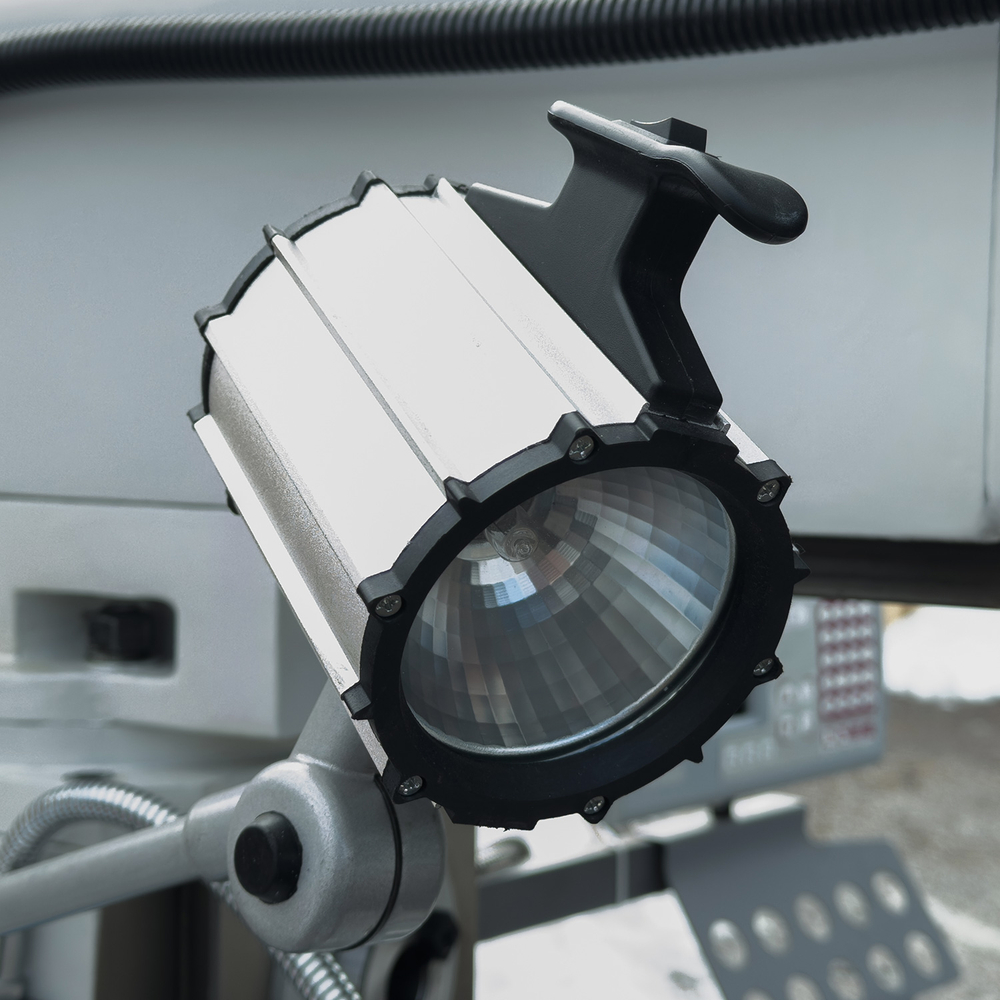 PROMA FHV-50PD универс. фрезерный станок с цифр. измер.