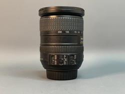 Nikon 18-200mm 3.5-5.6G ED AF-S VR DX
