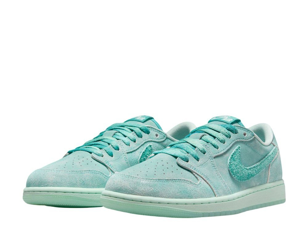 Баскетбольные кроссовки  Air Jordan 1 Low OG Washed Teal/Igloo-Washed Teal