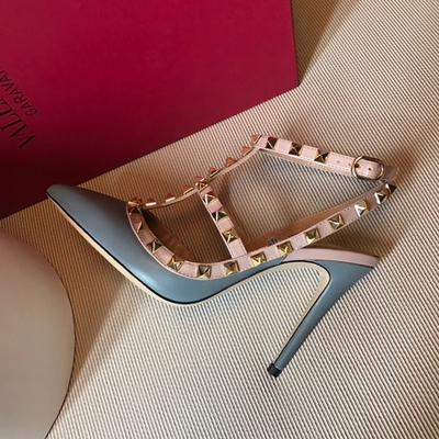 Valentino Rockstud Pumps 10 cm