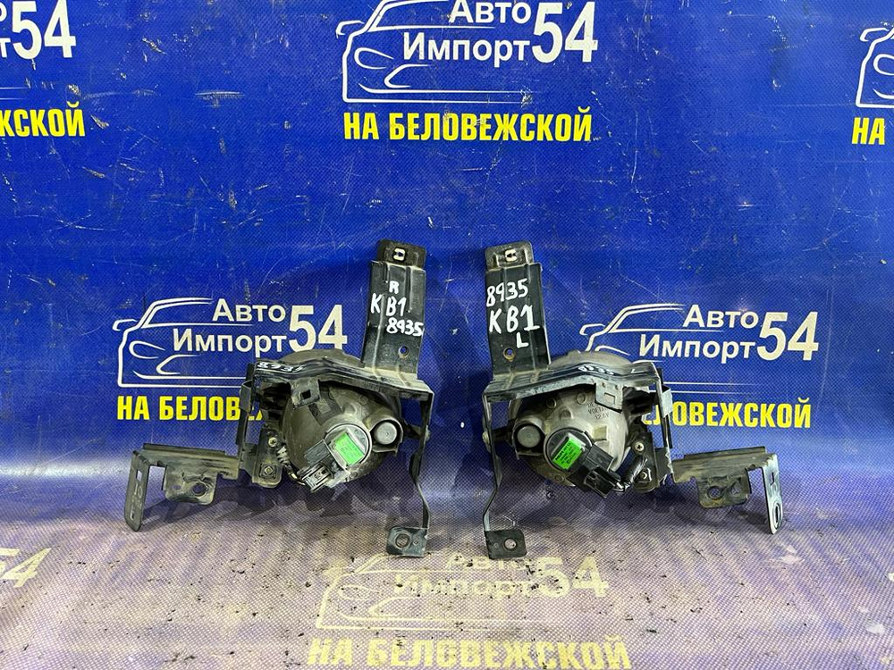 Туманка правая Honda LEGEND 2004-2008