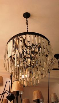vintage chandelier  01-11 ( by Funky Vintage )