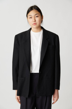 Винтажный объемный жакет из черной шерсти 