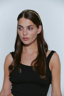 Ободок-чокер с золотым декором