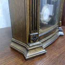 Настольные часы Bulova B7653