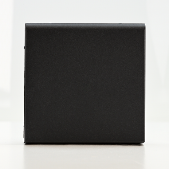 Розетка ArtGallery 16А IP20 с заземл. защ. шторки с крышкой механизм базальт SE GAL001446