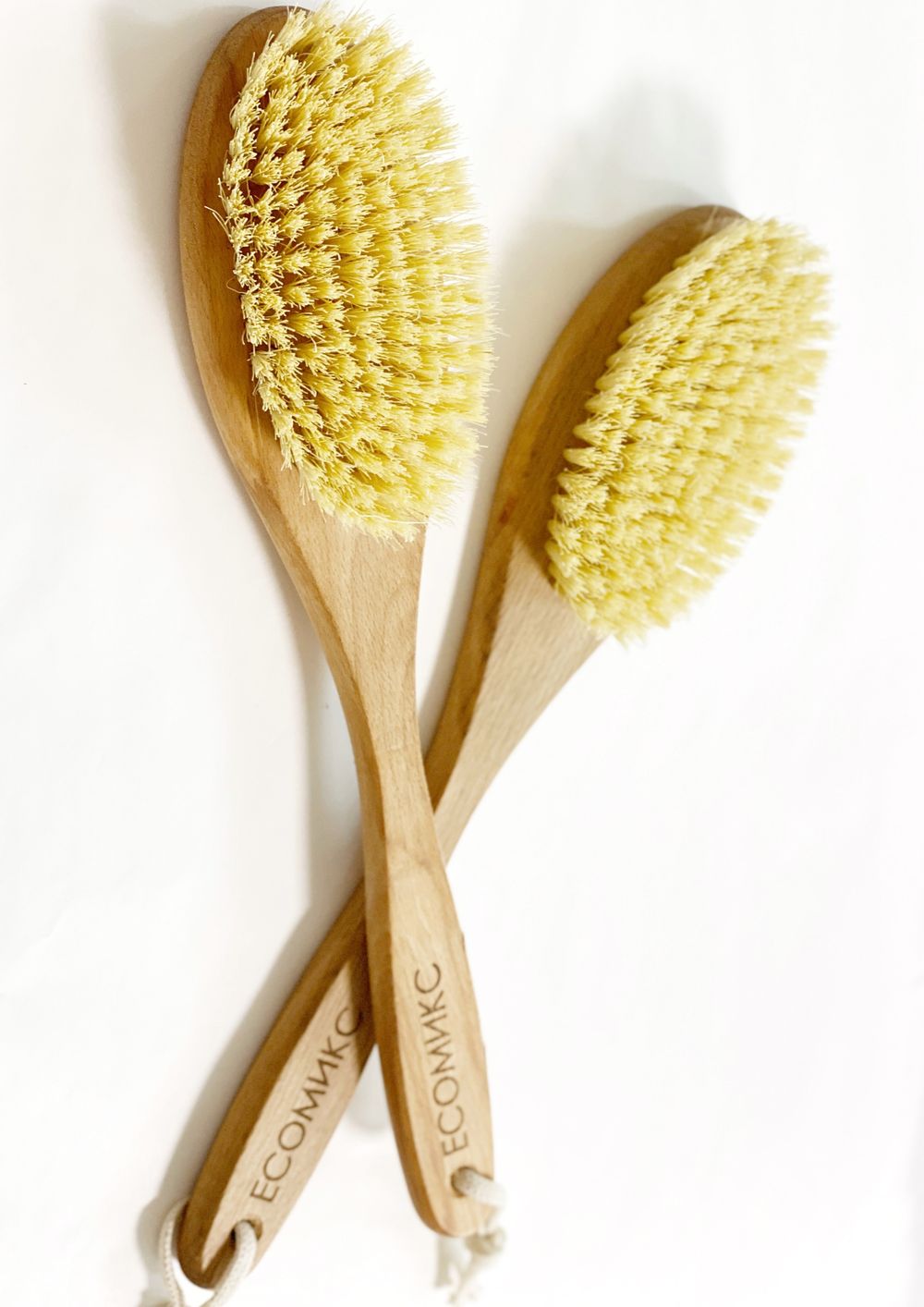 Щетка натуральная массажная с ручкой щетина мексиканского кактуса редко набитая ( лимфодренажная щетка) ECOмикс