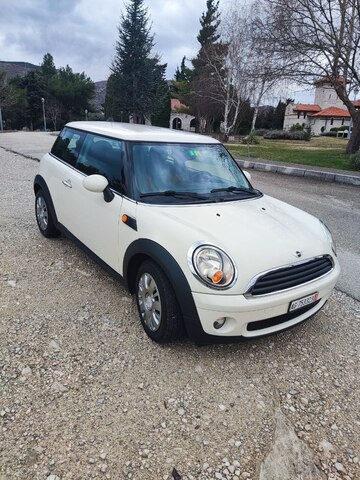 Mini One продам