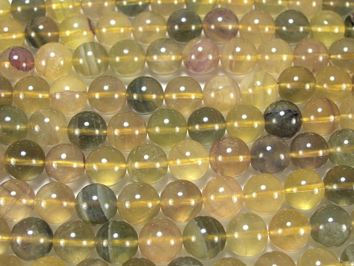 Нить бусин из флюорита желтого, шар гладкий 10мм