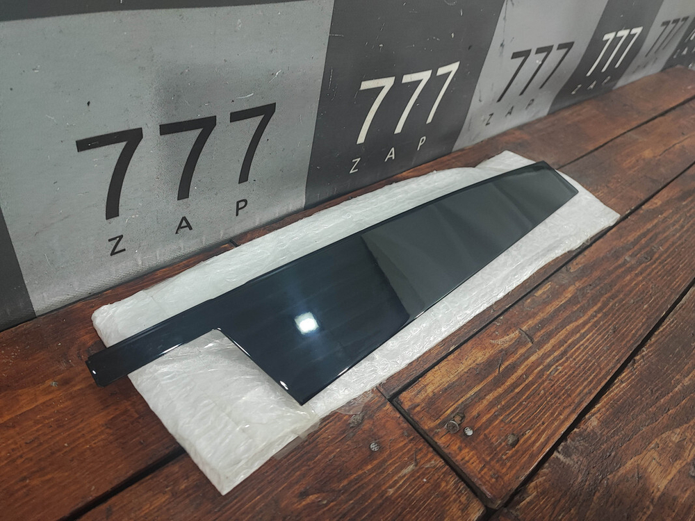 Накладка двери передней левой Mercedes S W223 Новая Оригинал A2236903300