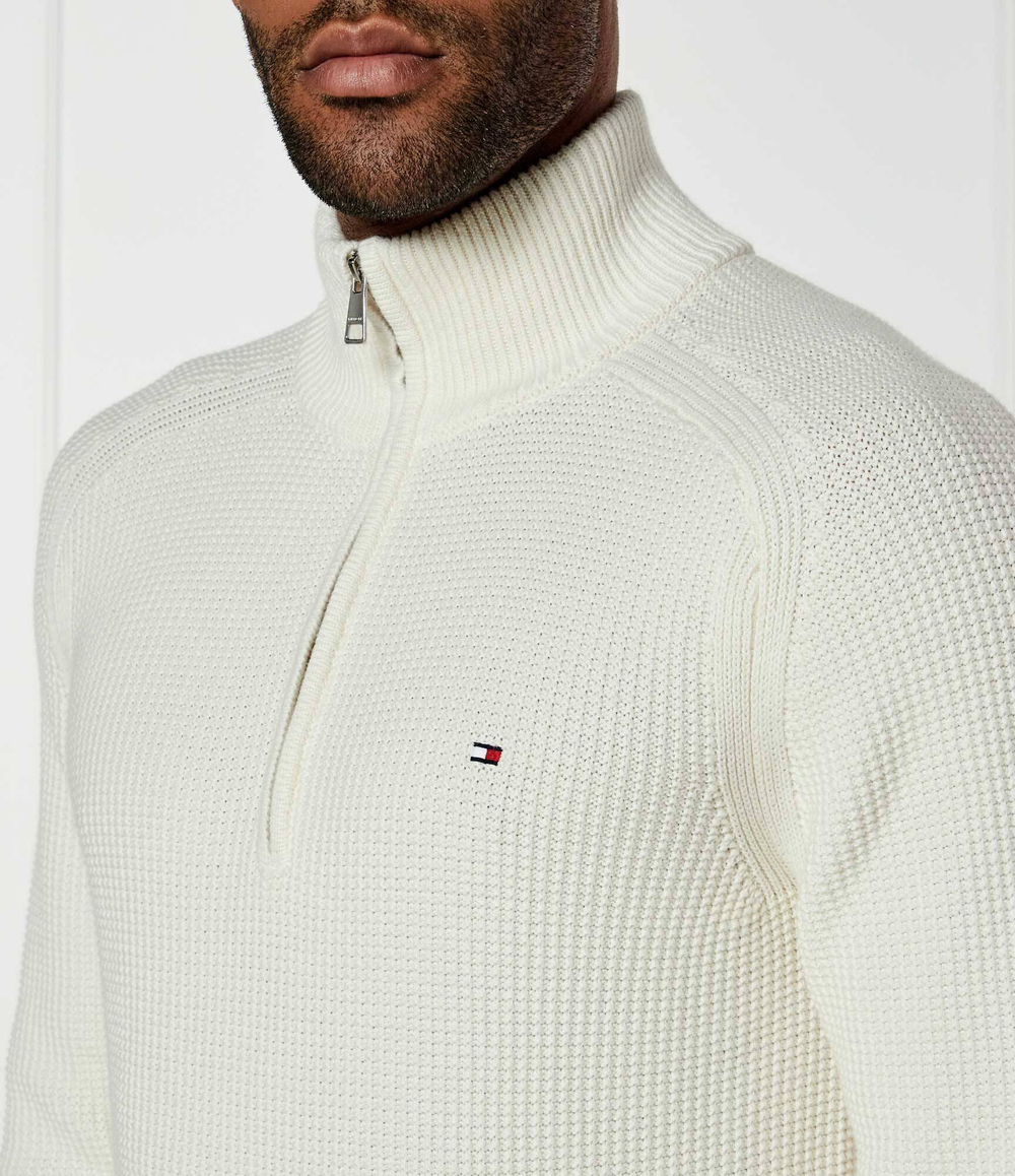 Свитер Tommy Hilfiger - экрю(MW0MW38086)