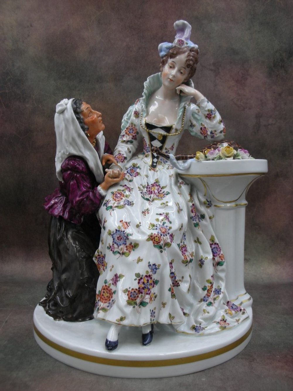 Статуэтка. Фарфор. Взгляд в судьбу. Германия