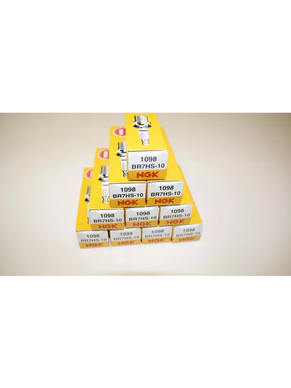 Комплект свечей BR7HS10 10шт