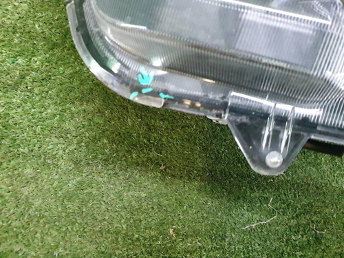 Битая Фара левая Toyota Rav 4 CA40 (2015-2019) LED