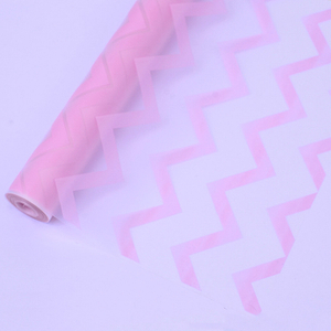 Пленка матовая с рисунком "Зигзаг" Нежно-розовая