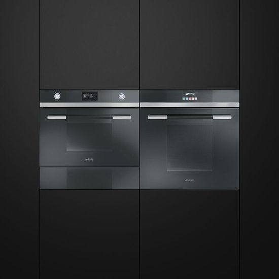 Электрический духовой шкаф Smeg SFP140NE