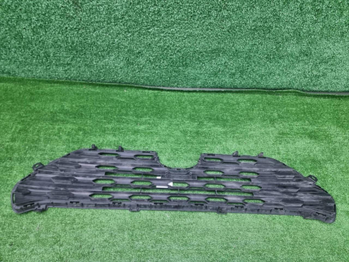 Решетка радиатора Toyota RAV4 5 XA50 (2018-н.в.)