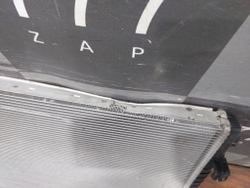 Радиатор двигателя Skoda Octavia 3 (A7)  Б/У Оригинал 5Q0121251EN