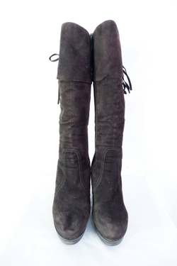 Сапоги симпатичные на танкетке 38 размер