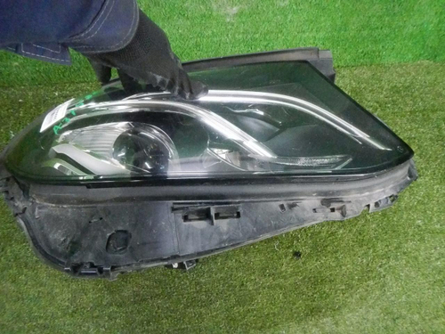 Фара правая Mercedes E W213 (2016-2021) LED